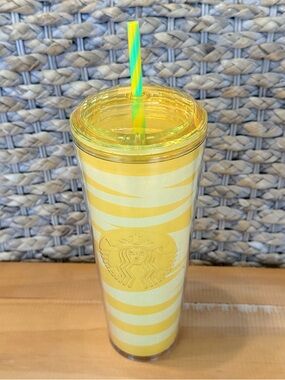 Disneyland Parks Pineapple Dole Whip Starbucks Tumbler with Straw New